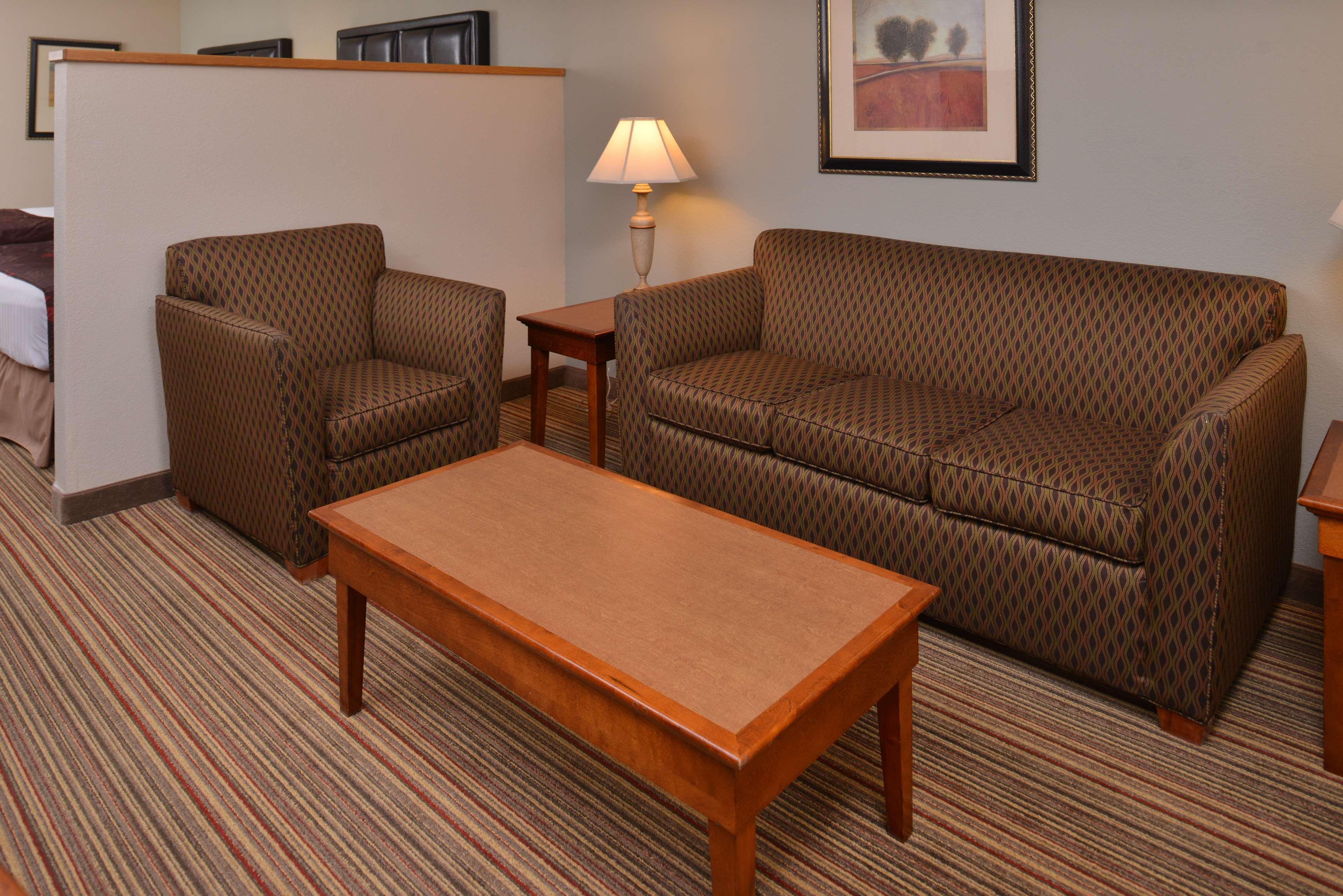 Best Western Plus Rama Inn Redmond Extérieur photo